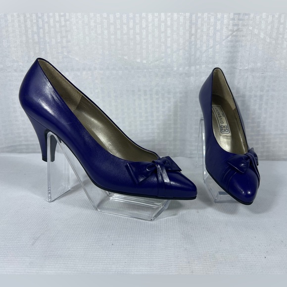 Givenchy Shoes - Givenchy Vintage Blue Leather Bow Pumps Size 35.5 (US 5.5) w/callout